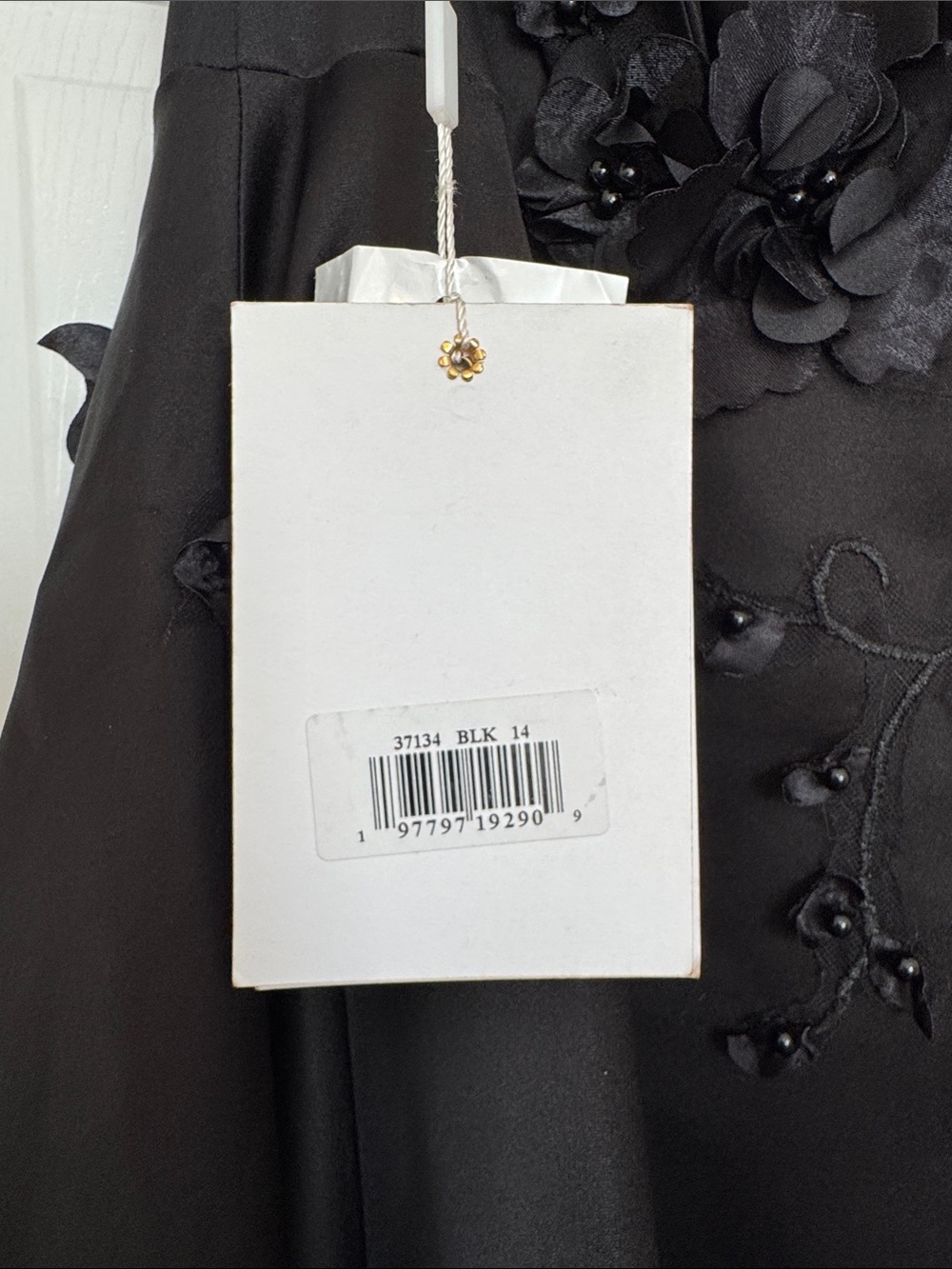 Mac Duggal 37134 Black Strapless Satin Floral Embellished Ball Gown Size 14 NWT - Picture 10 of 10